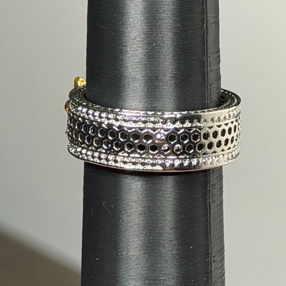 Honey Bee Honeycomb Statement Ring - size 9 - Picture 4 of 9